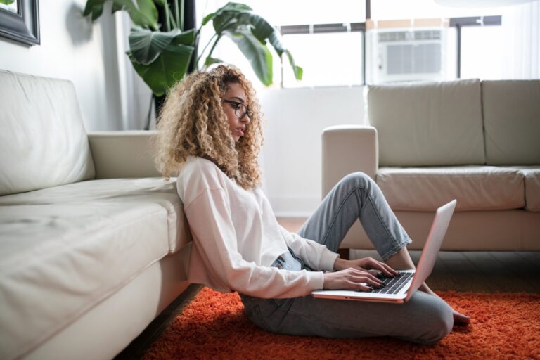 Tips To Stay Productive While Working Remotely